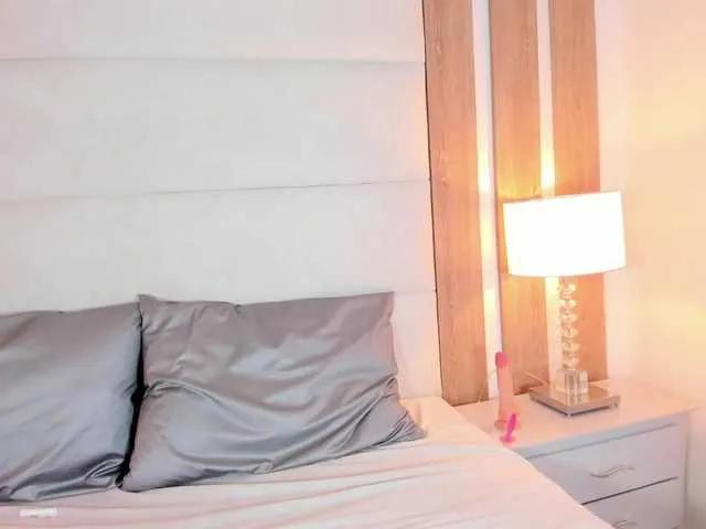 KarolMamacita on BongaCams