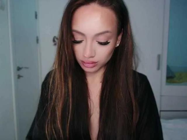 kaylalaine1 on BongaCams