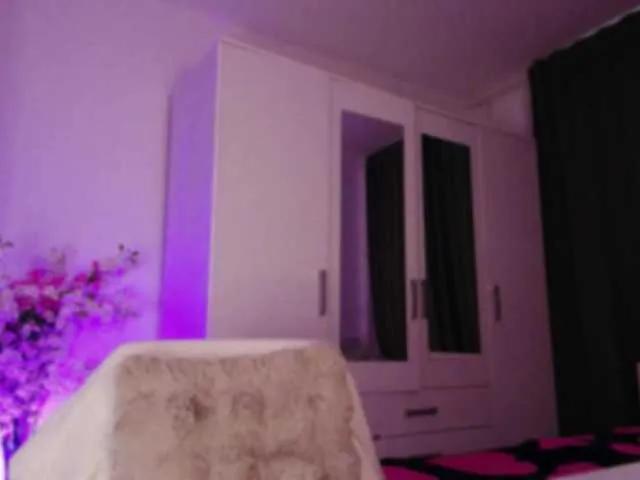 kaylalaine1 on BongaCams