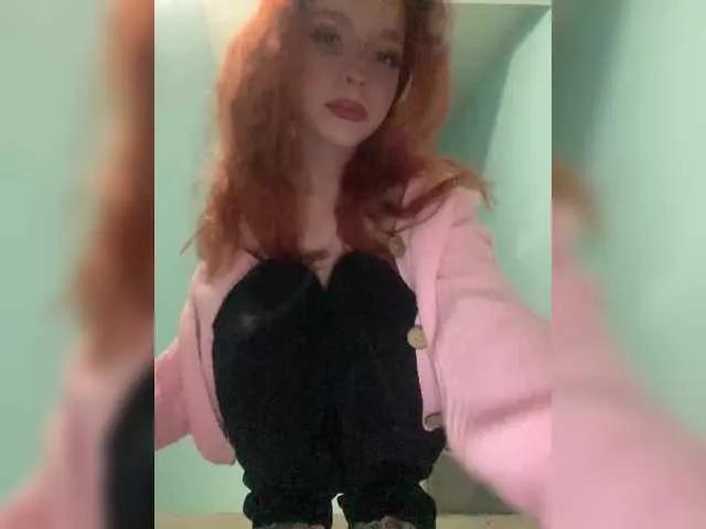 KiraSaud69 on BongaCams