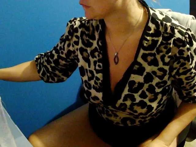 Lady-gloria6969 on BongaCams