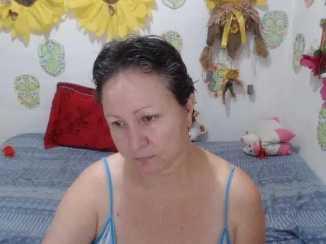 LADYQUEEN520 on BongaCams