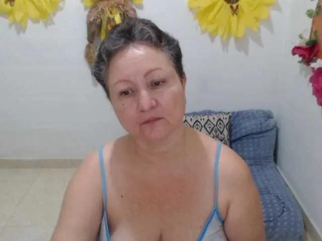 LADYQUEEN520 on BongaCams
