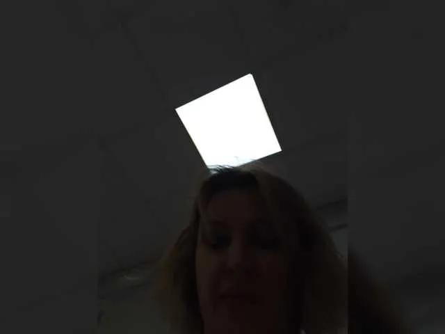 Offline LagoonJoy on BongaCams