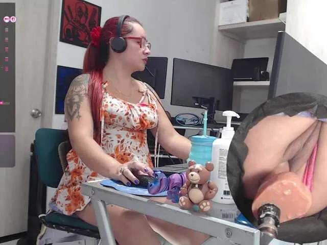 Leidydi223 on BongaCams