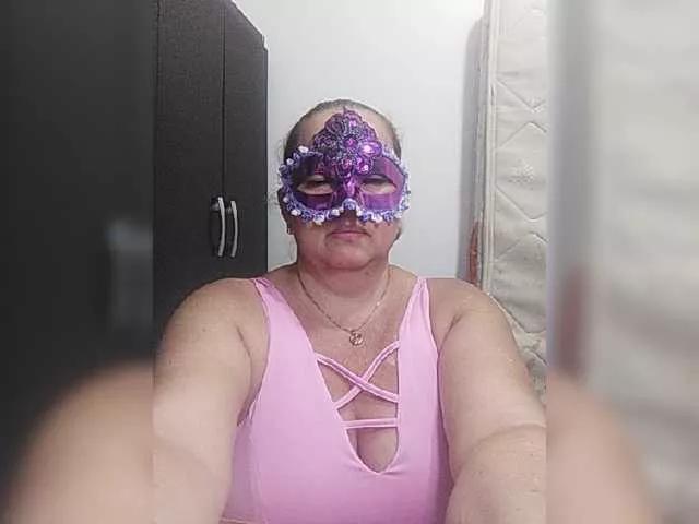 LolytaWOMAN on BongaCams