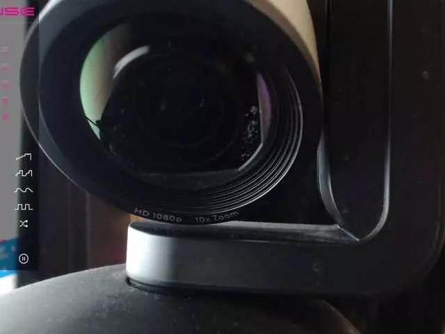 LoriMinelli on BongaCams