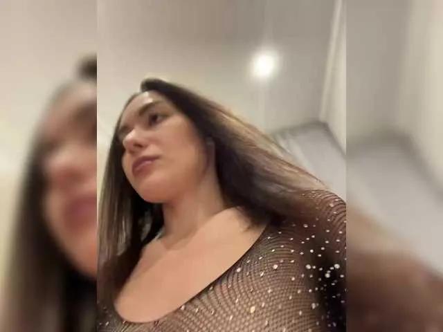 Love69me on BongaCams