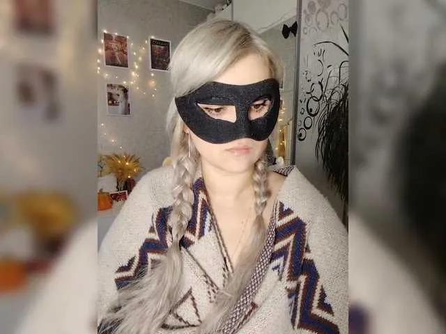 LOVEMENOW23 on BongaCams