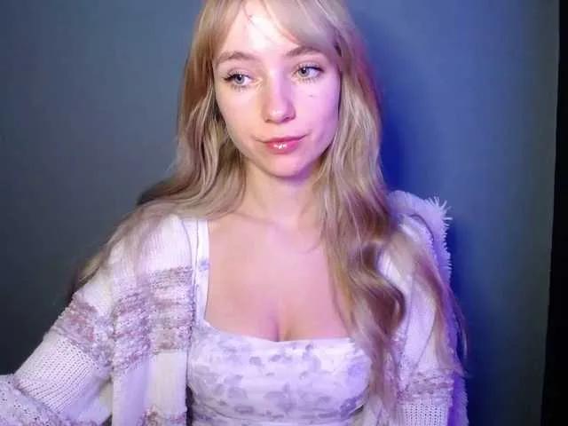 LuciaLovely on BongaCams