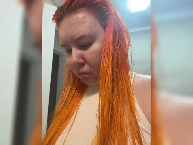 Offline LunaLu13 on BongaCams