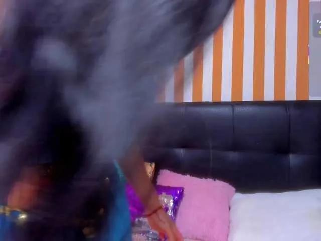 Freechat LunaToledo on BongaCams