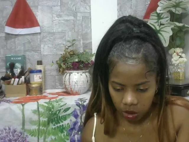 Maha19x on BongaCams
