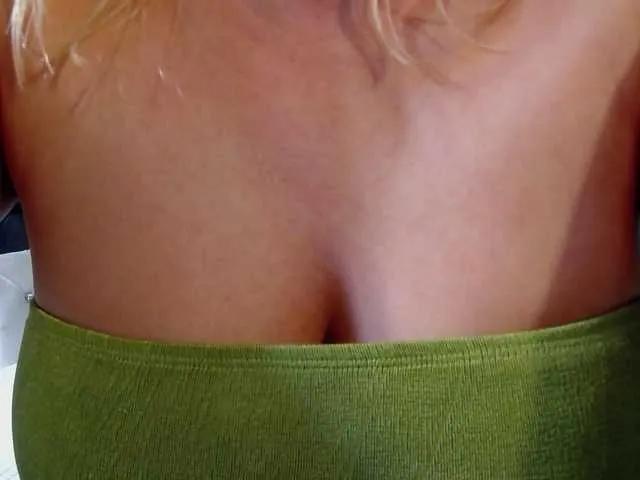 Malvvina on BongaCams