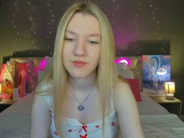 Offline Mariel-Brown on BongaCams