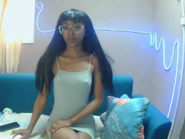 Freechat Marinahgrey on BongaCams