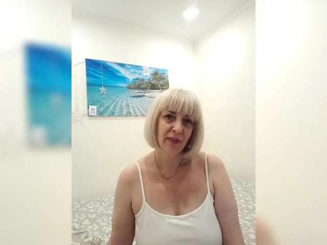 mery8poppins on BongaCams