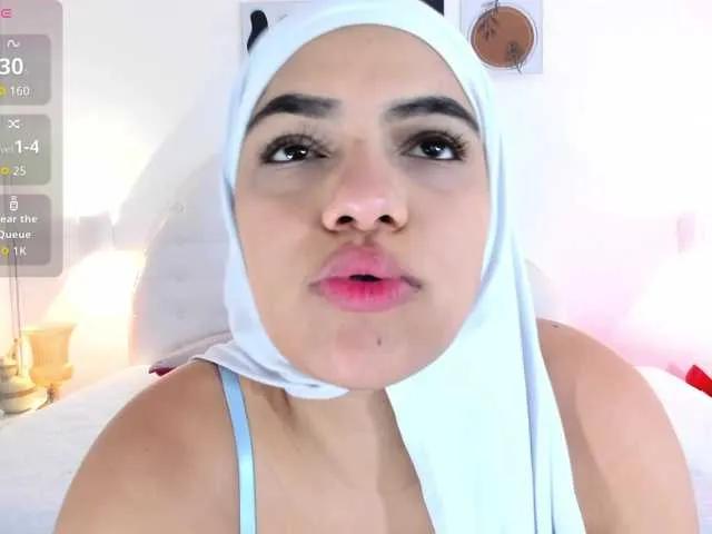 Freechat mhia-paris on BongaCams