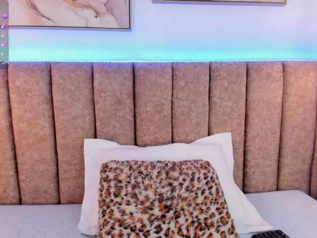 miahkumar- on BongaCams