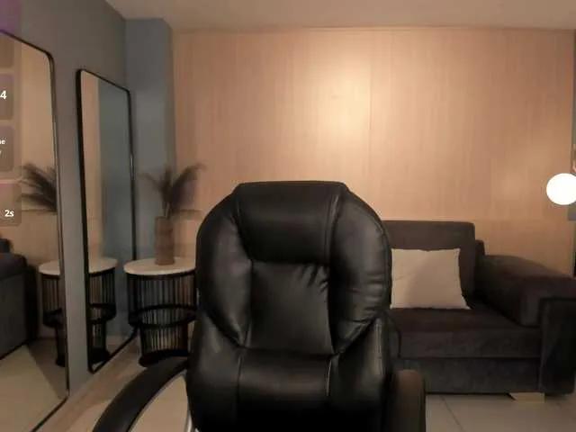 Freechat MilaColeman on BongaCams