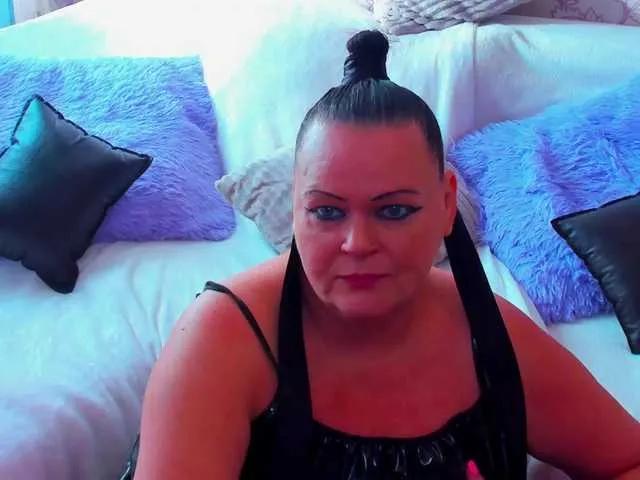 MilanaBiegert on BongaCams