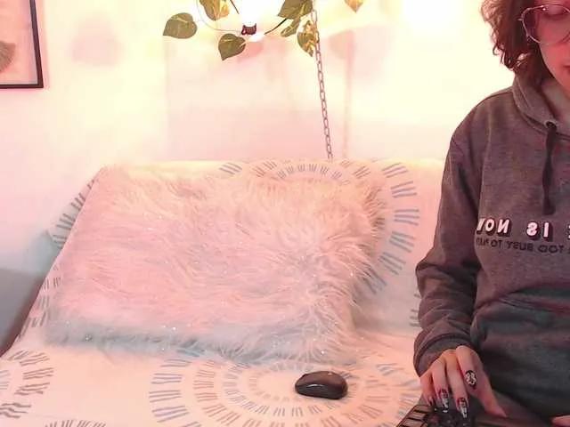 Milie-yue on BongaCams