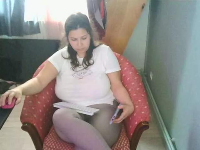 Minettesexy24 on BongaCams