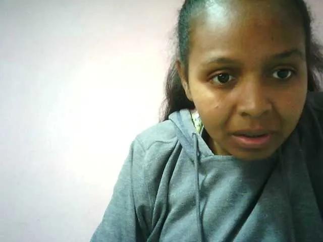 Freechat Minou20 on BongaCams