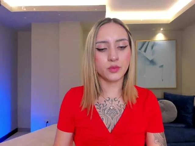 Offline MollySunders on BongaCams
