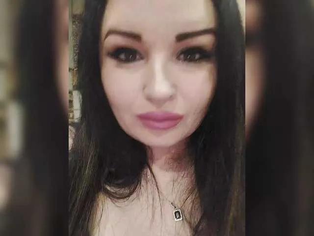 Monica- on BongaCams