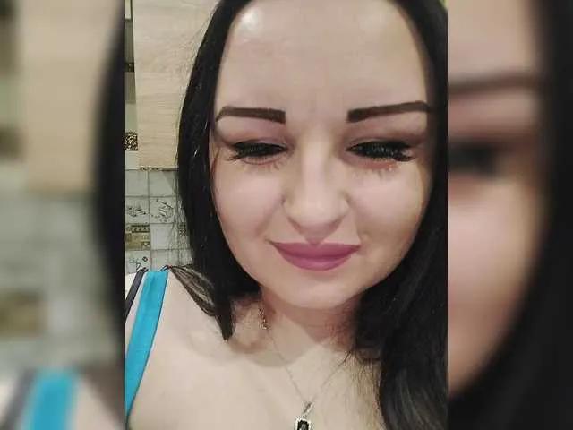 Monica- on BongaCams