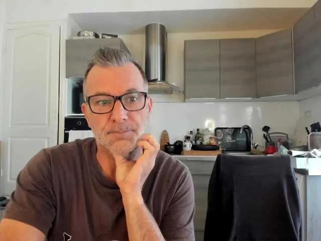 munishpunish on BongaCams