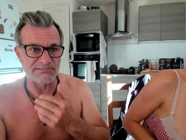 munishpunish on BongaCams