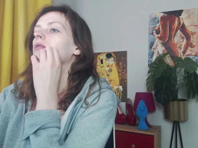 NadineGold on BongaCams