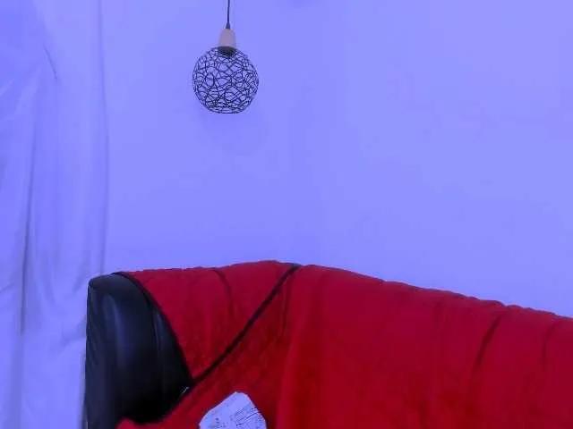 nahomy-ryans on BongaCams