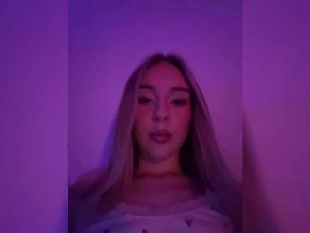 Offline Nestyzz on BongaCams