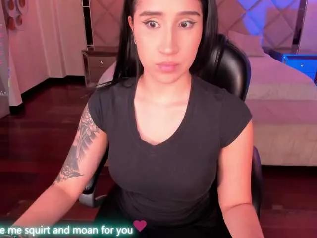 Freechat NickyLawson on BongaCams