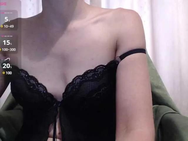 Offline Nourbese on BongaCams