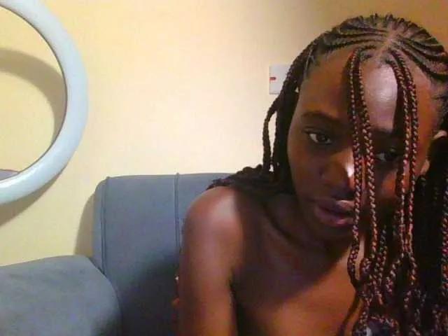 Preetygirl on BongaCams