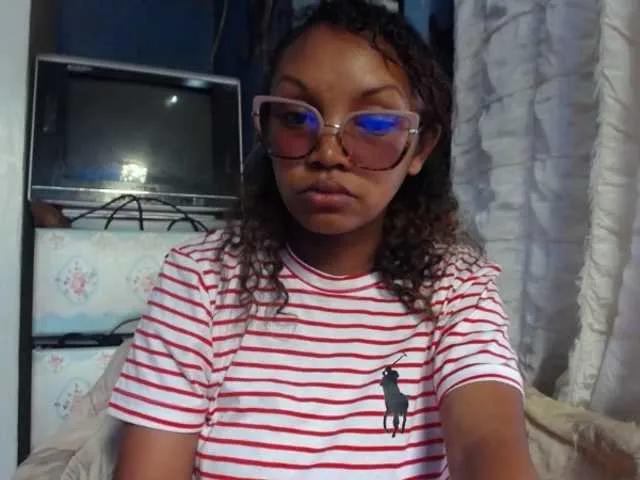 pretty-ass on BongaCams