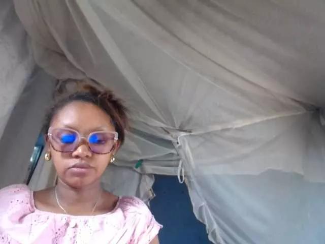 pretty-ass on BongaCams