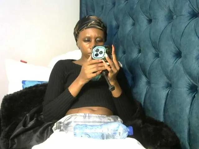 Quinbeib on BongaCams