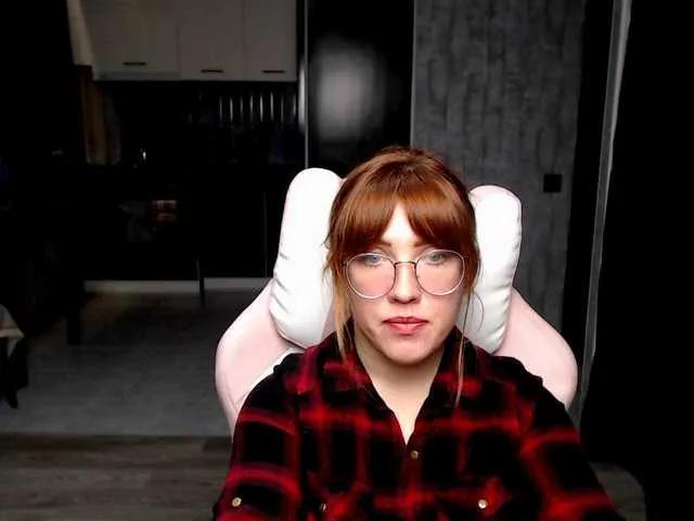 Regimasmile on BongaCams