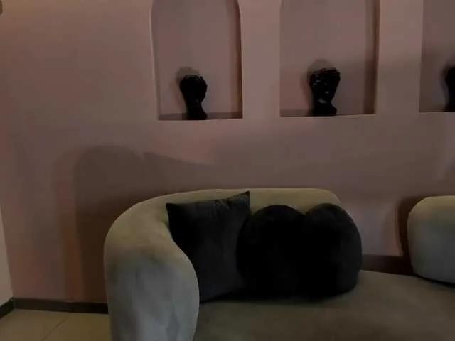 ScarlettBoss on BongaCams