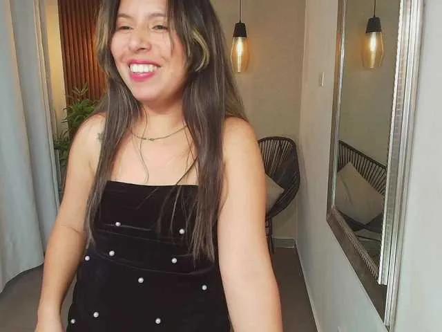 Sharlotte-Milk on BongaCams