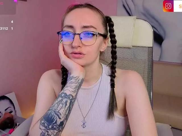 ShiroHeby on BongaCams