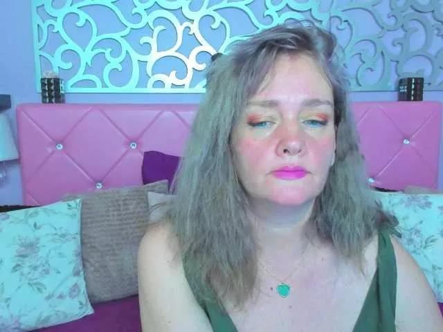 Offline SinFulTitsDD on BongaCams