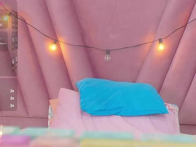 skinnyprinces on BongaCams