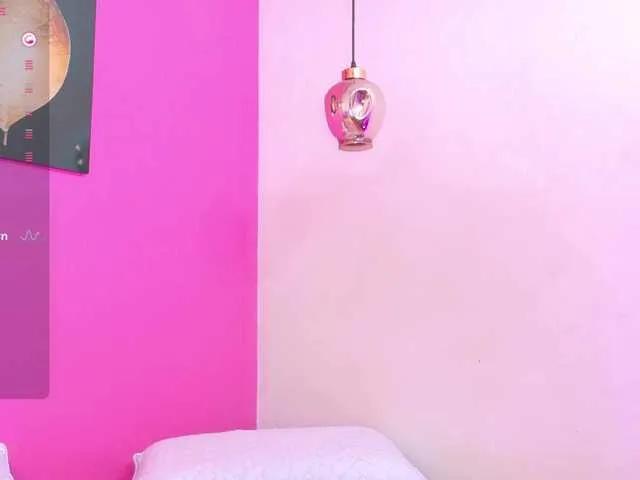 slutlittlegir on BongaCams