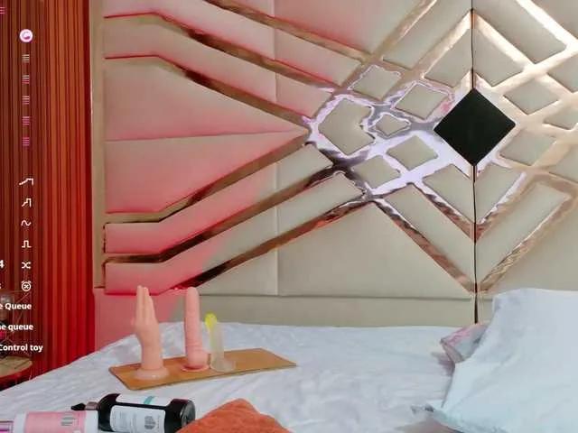 Offline sluttyandmature on BongaCams